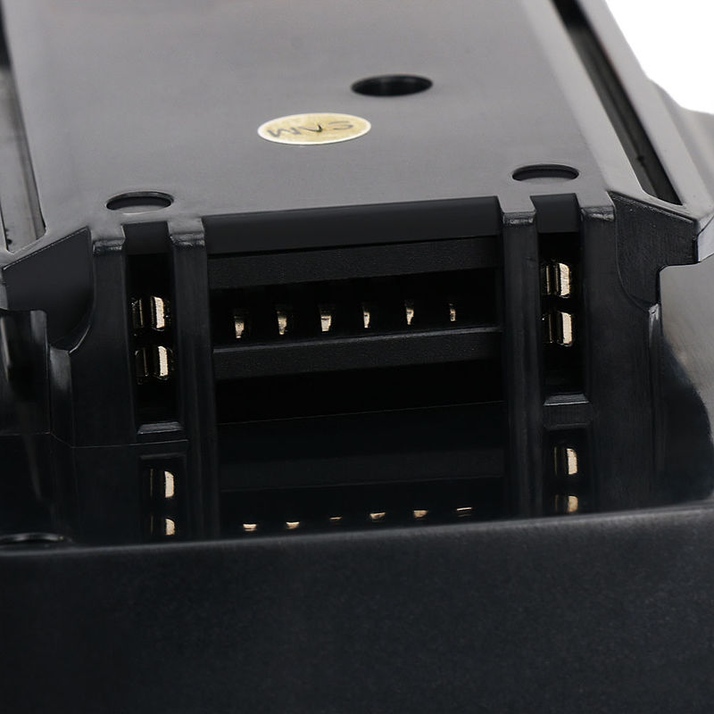 OEMとODM 18V 1500mAh ブラック&デッカーのパワーツール用のリチウムイオン電池 バッテリー交換 Lb20